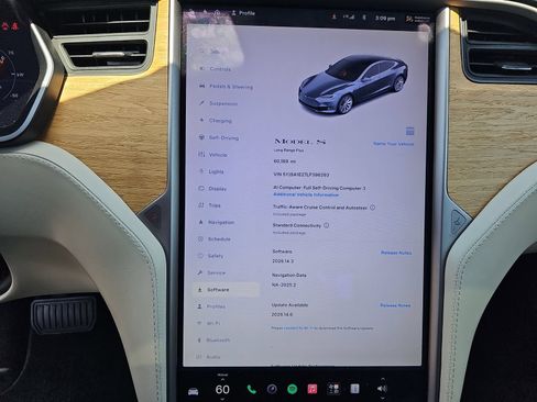 Used 2020 Tesla Model S Long Range Plus AWD/4WD image 32
