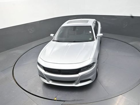 Used 2020 Dodge Charger SXT w/ Leather Interior Group RWD image 24