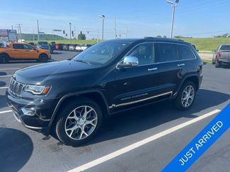 Used 2022 Jeep Grand Cherokee Limited w/ Tech Group AWD/4WD video 1