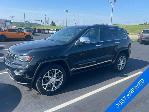 Used 2022 Jeep Grand Cherokee Limited w/ Tech Group AWD/4WD image 1