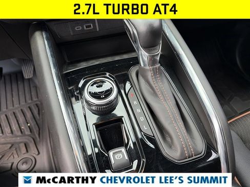 Used 2025 GMC Canyon AT4 AWD/4WD image 11