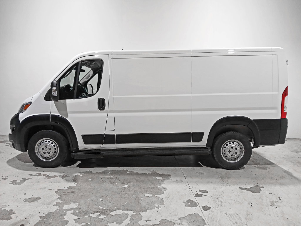 Used 2025 RAM ProMaster 2500 w/ U-Haul Equipment Group FWD image 4