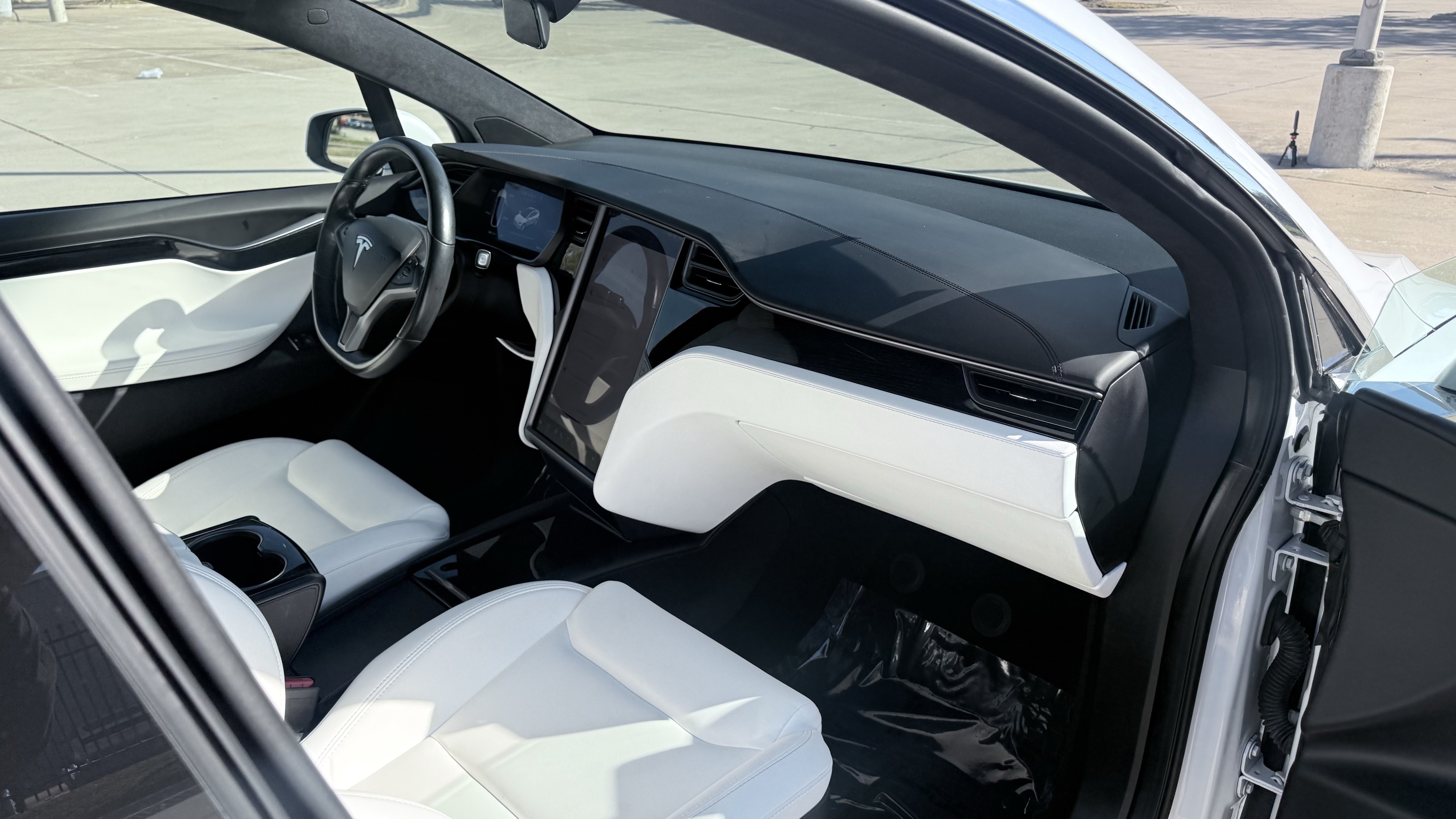 Used 2021 Tesla Model X Long Range AWD/4WD image 36