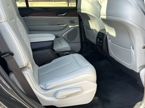 Used 2021 Jeep Grand Cherokee L Summit w/ Advanced Protech Group IV AWD/4WD image 18