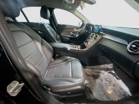 Used 2019 Mercedes-Benz C 300 Sedan image 20