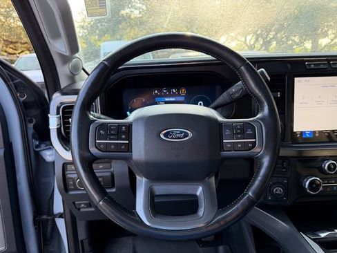Used 2024 Ford F250 Lariat w/ Lariat Ultimate Package AWD/4WD image 8