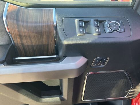 Used 2017 Ford F150 Lariat w/ Equipment Group 502A Luxury image 15