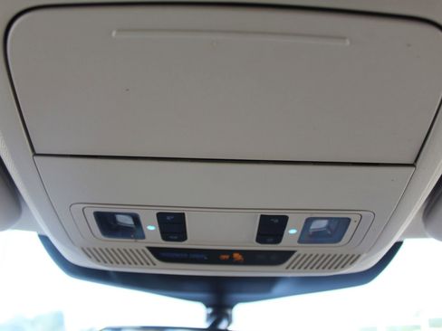 Used 2023 Ford Explorer 4WD image 37