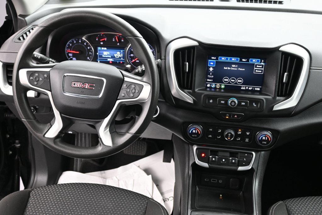 Used 2023 GMC Terrain SLE w/ Driver Convenience Package AWD/4WD image 14