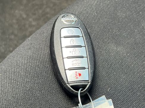 Used 2021 Nissan Sentra SR FWD image 26