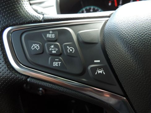 Used 2024 Chevrolet Equinox LS FWD image 24