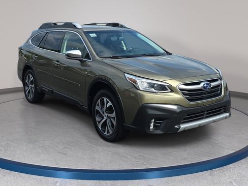 Used 2022 Subaru Outback Touring XT AWD/4WD image 3