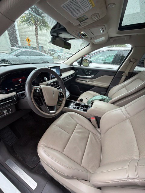 Certified 2021 Lincoln Corsair Reserve w/ Elements Package AWD/4WD image 4