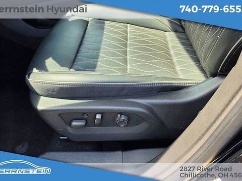 Used 2022 Buick Envision Avenir w/ Technology Package II AWD/4WD image 20