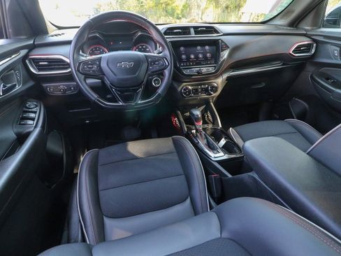 Certified 2021 Chevrolet TrailBlazer RS w/ Technology Package image 16