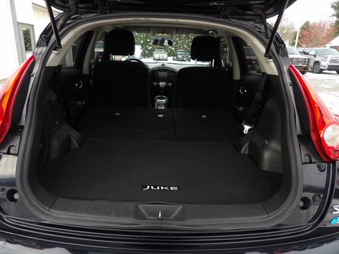 Used 2013 Nissan Juke SV image 8