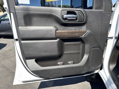 Used 2020 Chevrolet Silverado 2500 LT w/ Advanced Trailering Package AWD/4WD image 19
