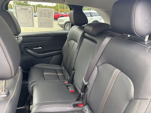 Used 2025 MAZDA CX-90 3.3 Turbo w/ Select Package image 22