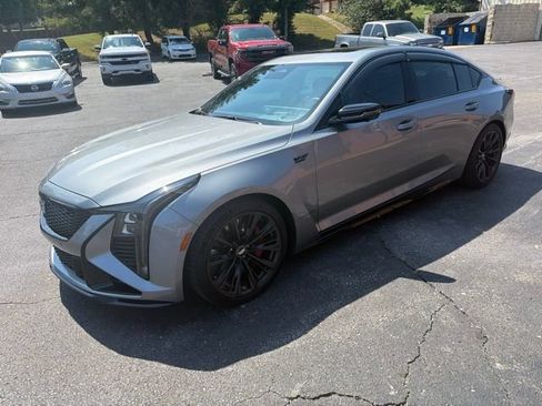 Used 2025 Cadillac CT5 V Blackwing w/ Parking Package RWD image 7