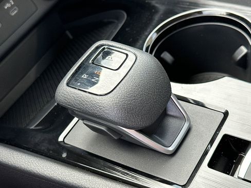 New 2025 Nissan Rogue SV w/ SV Premium Package image 33