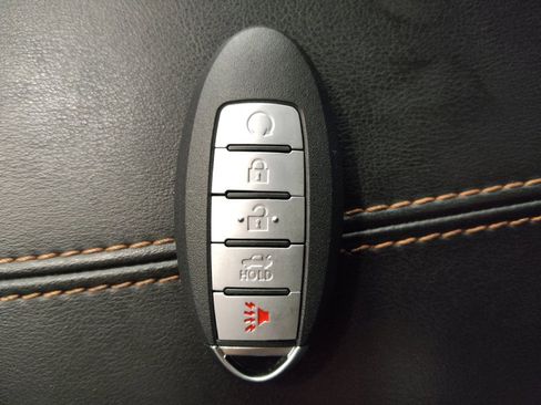 Used 2021 Nissan Altima 2.5 SR w/ SR Premium Package image 32