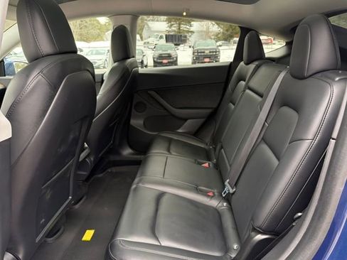 Used 2021 Tesla Model Y Long Range image 26