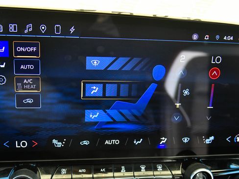 Used 2024 Chevrolet Blazer EV LT image 32