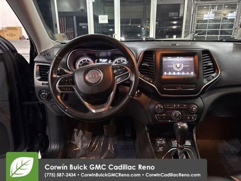 Used 2019 Jeep Cherokee Latitude Plus image 33