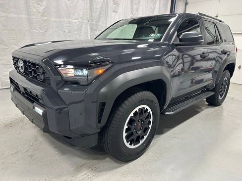 Used 2025 Toyota 4Runner TRD Off-Road image 3