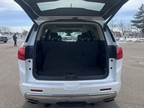 Used 2018 GMC Acadia Denali w/ Technology Package image 10