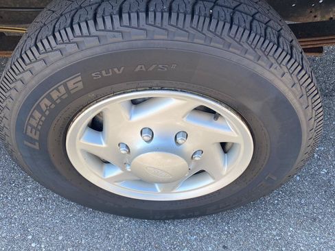 Used 2007 Ford E-350 and Econoline 350 XL RWD image 5