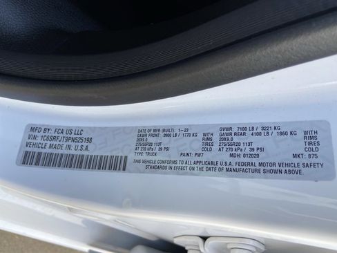 Used 2023 RAM 1500 Laramie image 33