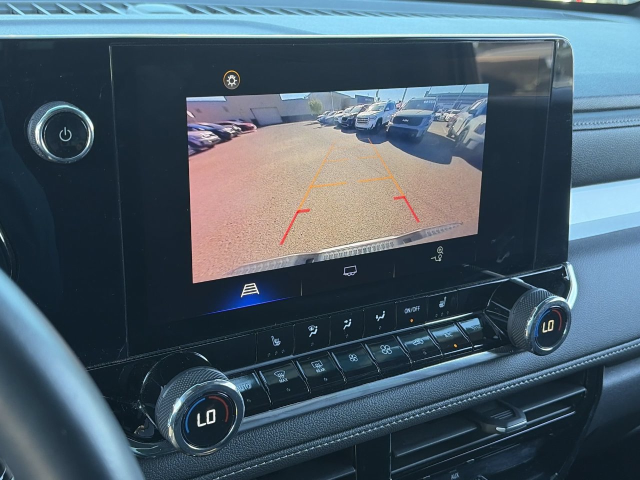Used 2023 Chevrolet Colorado LT w/ LT Convenience Package III RWD image 24