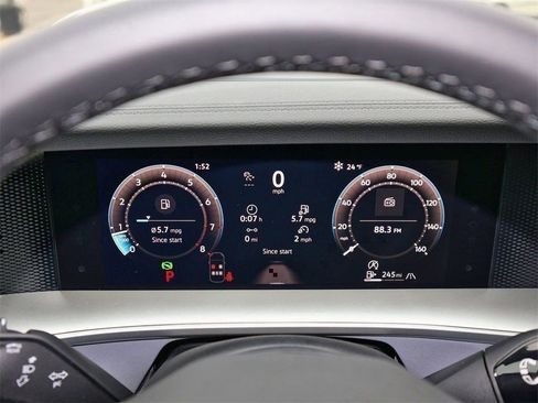 New 2026 Volkswagen Tiguan SE R-Line AWD/4WD image 22