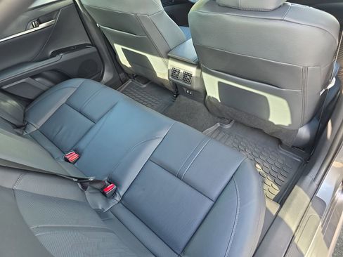 Used 2025 Toyota Camry XSE image 11