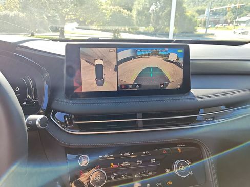 New 2026 INFINITI QX60 Luxe image 24