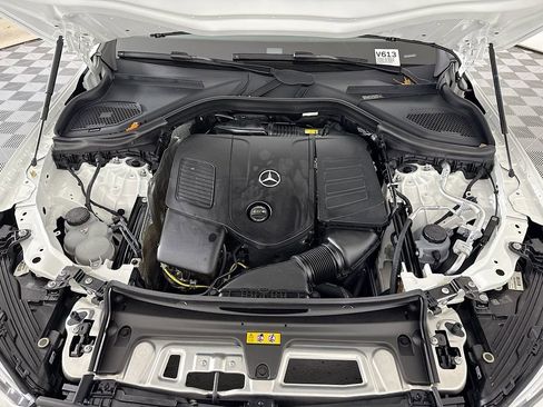 Used 2025 Mercedes-Benz GLC 300 4MATIC image 31