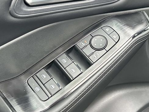 New 2026 Nissan Rogue SV FWD image 18