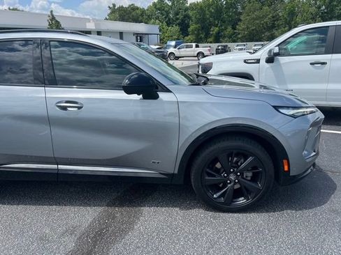 Used 2025 Buick Envision Sport Touring AWD/4WD image 2