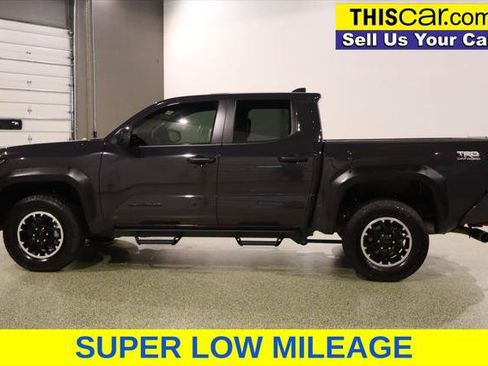 Used 2025 Toyota Tacoma TRD Off-Road AWD/4WD image 6