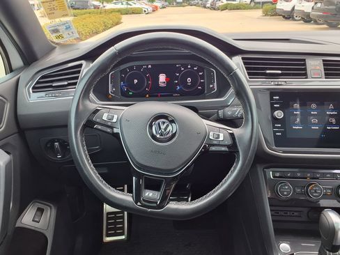Used 2019 Volkswagen Tiguan S FWD image 36