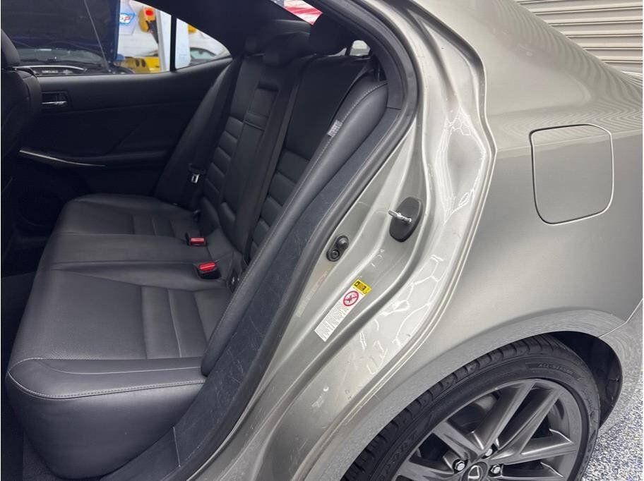 Used 2015 Lexus IS 250 w/ F-Sport Package RWD image 15
