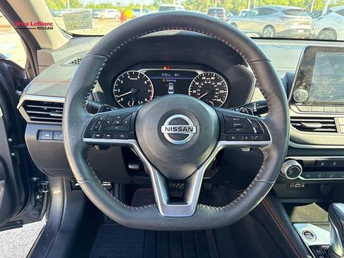 Used 2022 Nissan Altima 2.5 SR FWD image 20
