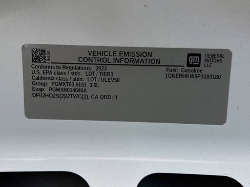 Used 2023 Chevrolet Traverse LT w/ LPO, Floor Liner Package image 21