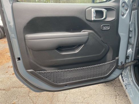 New 2026 Jeep Gladiator Sport image 10