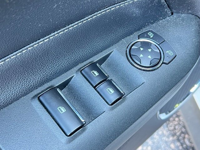 Used 2022 Ford Mustang Premium RWD image 17