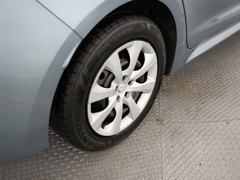 Used 2020 Toyota Corolla LE image 52