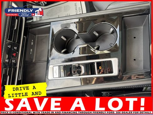 Used 2024 Volkswagen Atlas SE image 27