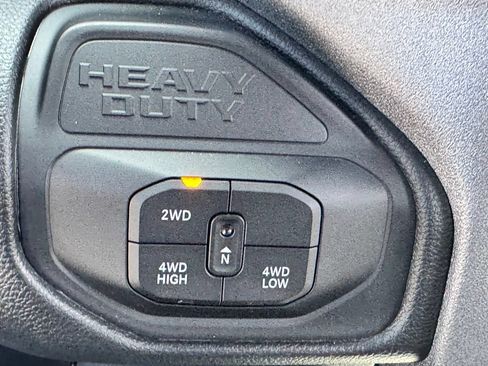 Used 2026 RAM 2500 Tradesman w/ Chrome Appearance Group AWD/4WD image 22