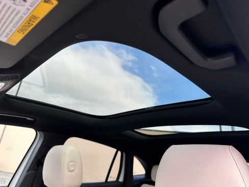 Used 2025 Mercedes-Benz GLA 250 4MATIC image 25